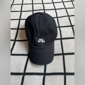 NIKE AIR Black Cap
